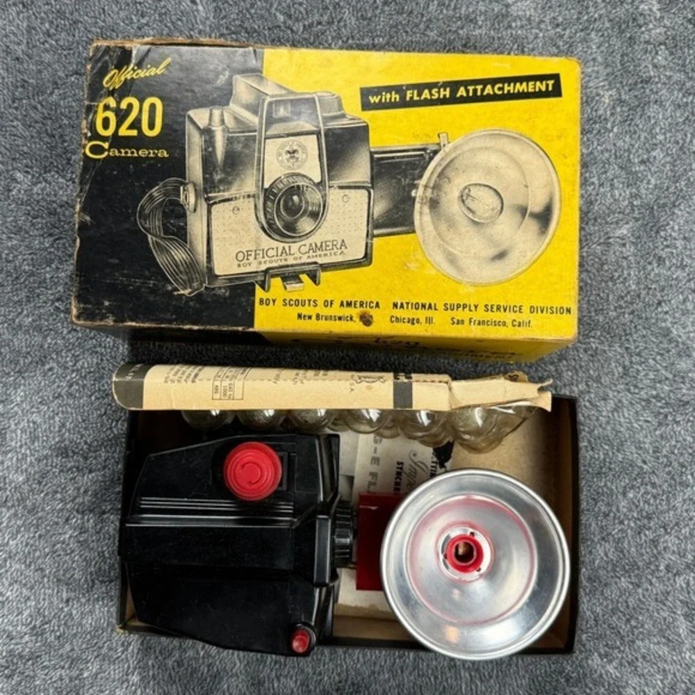 Vintage Boy Scouts of America Official 620 Camera Herbert‎ George Co Flash Box